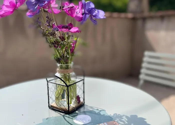 La De Madeleine Bed & Breakfast