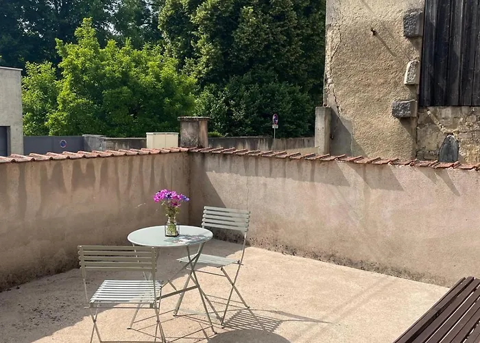 Bed & Breakfast La De Madeleine